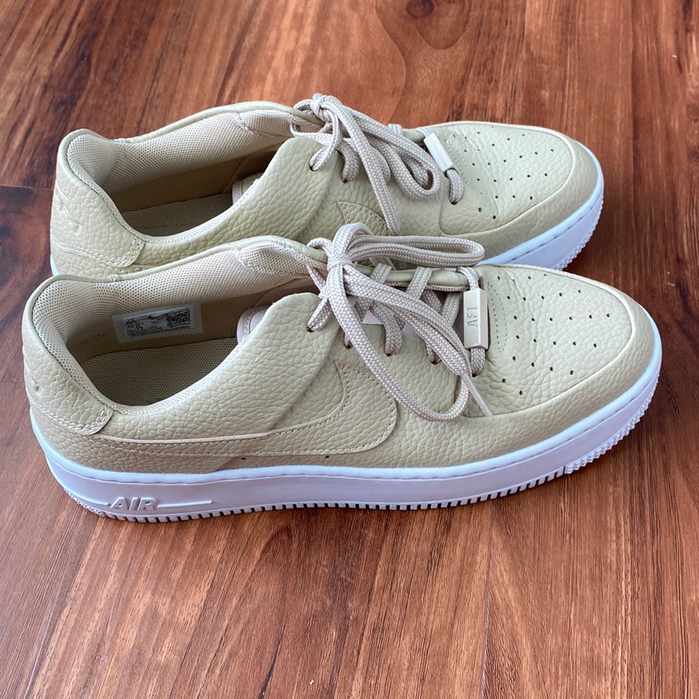 Nike AF 1 Sage low